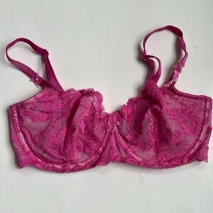 Victoria’s Secret unlined Demi lace bra